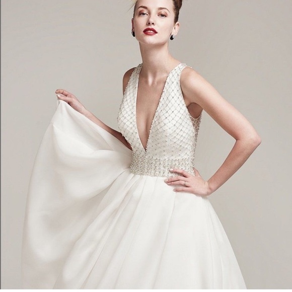 Maggie Sottero Tamirys wedding ball‎ gown Size 8 - Picture 1 of 3